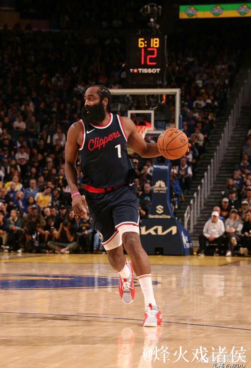 快船防线失守，斯潘塞成第十个单场命中至少6记三分的球员